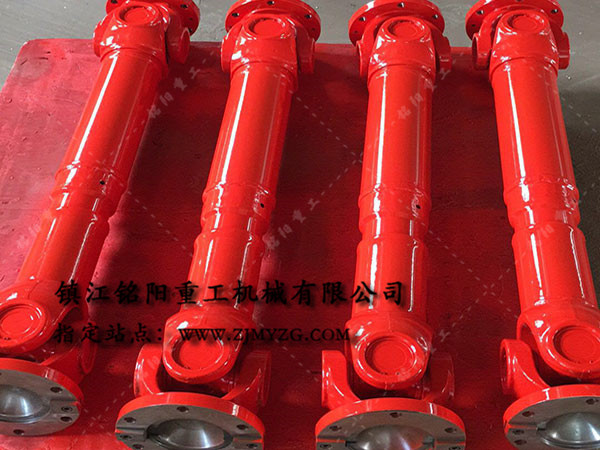 新式整體叉頭式萬向聯(lián)軸器是冶金、軋鋼等機械設(shè)備的優(yōu)選傳動件-萬向聯(lián)軸器